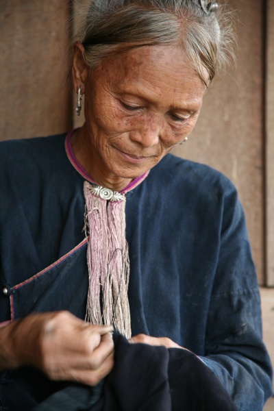 Lantaen needle work